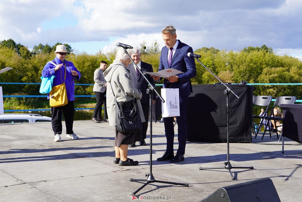 Międzynarodowy Dzień Osób Starszych. Obchody na plaży w Ostrołęce [29.09.2024] - zdjęcie #7 - eOstroleka.pl