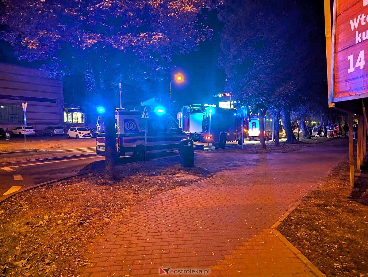 Wypadek przy ul. Konopnickiej [1.10.2024] - zdjęcie #5 - eOstroleka.pl