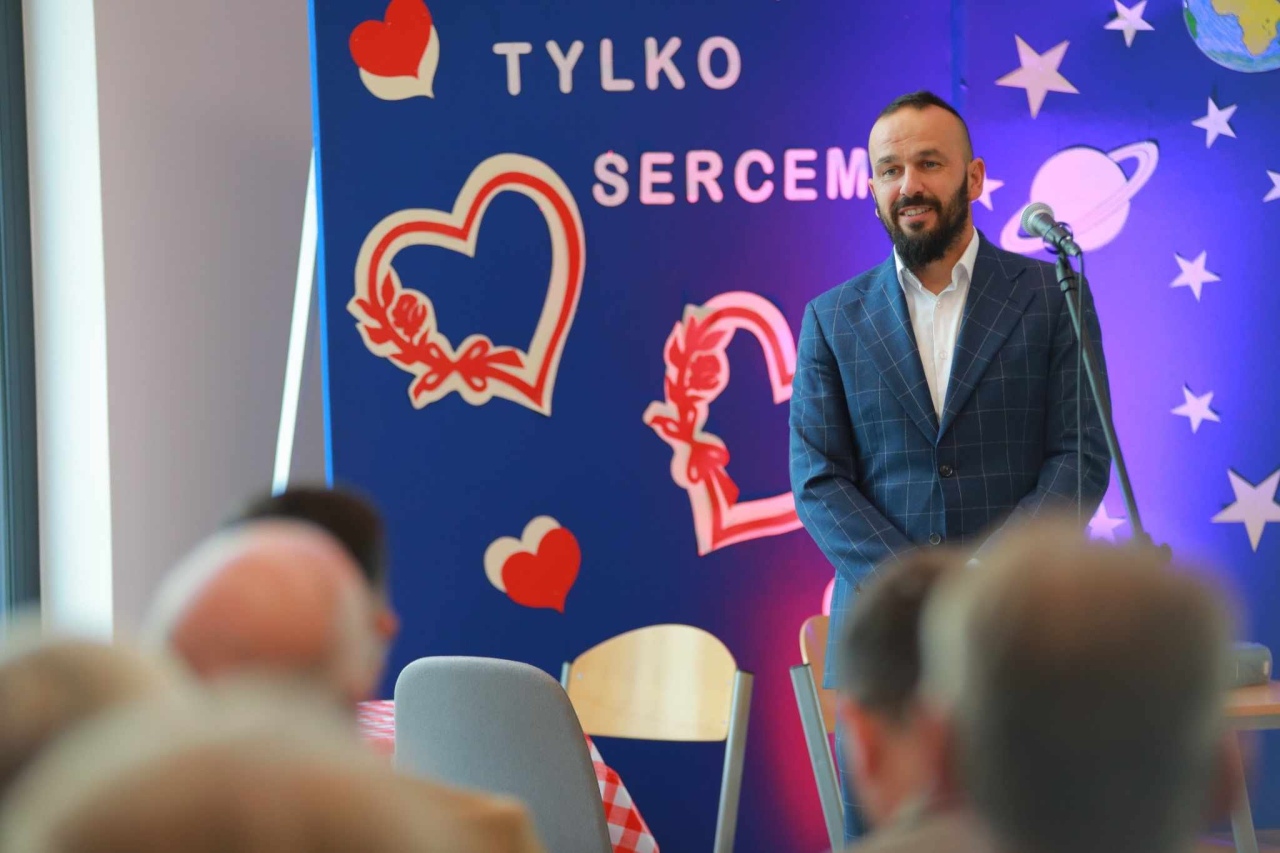 Otwarcie nowej filii gminnej biblioteki w Laskowcu [02.10.2024] - zdjęcie #44 - eOstroleka.pl