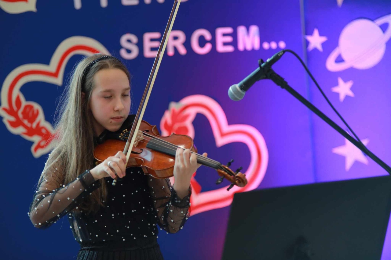 Otwarcie nowej filii gminnej biblioteki w Laskowcu [02.10.2024] - zdjęcie #28 - eOstroleka.pl