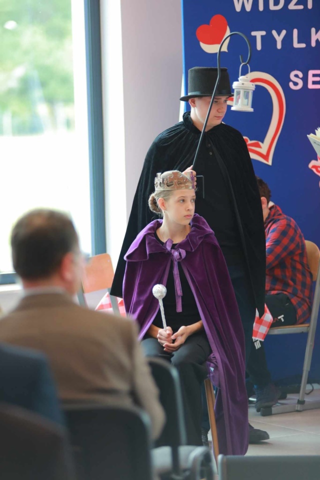 Otwarcie nowej filii gminnej biblioteki w Laskowcu [02.10.2024] - zdjęcie #20 - eOstroleka.pl