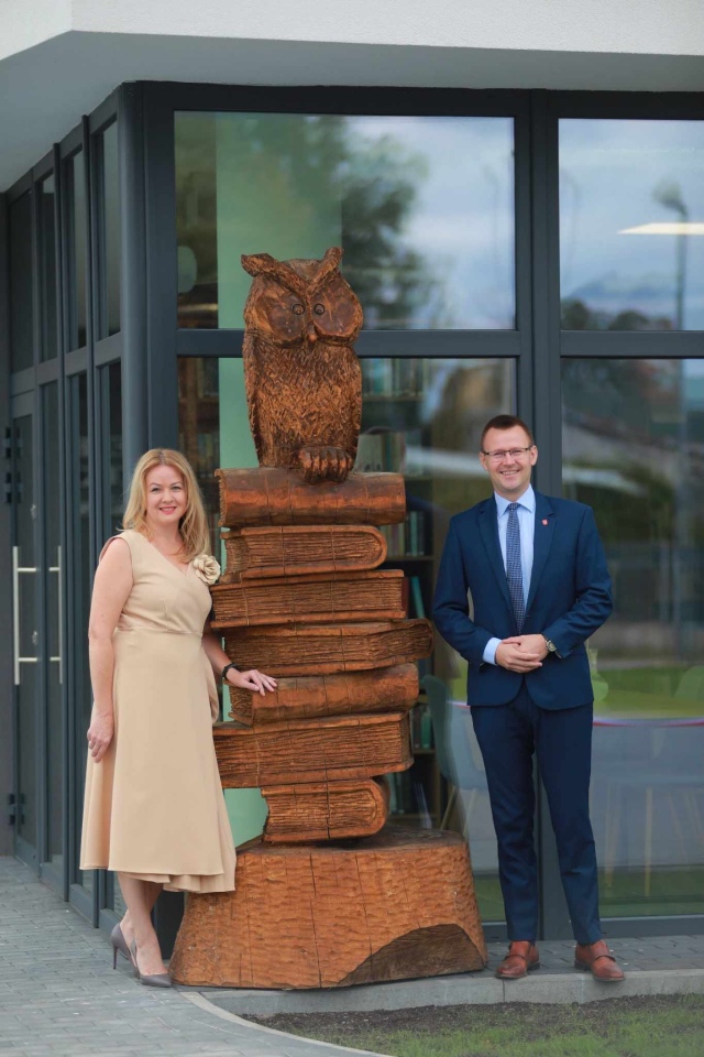 Otwarcie nowej filii gminnej biblioteki w Laskowcu [02.10.2024] - zdjęcie #19 - eOstroleka.pl