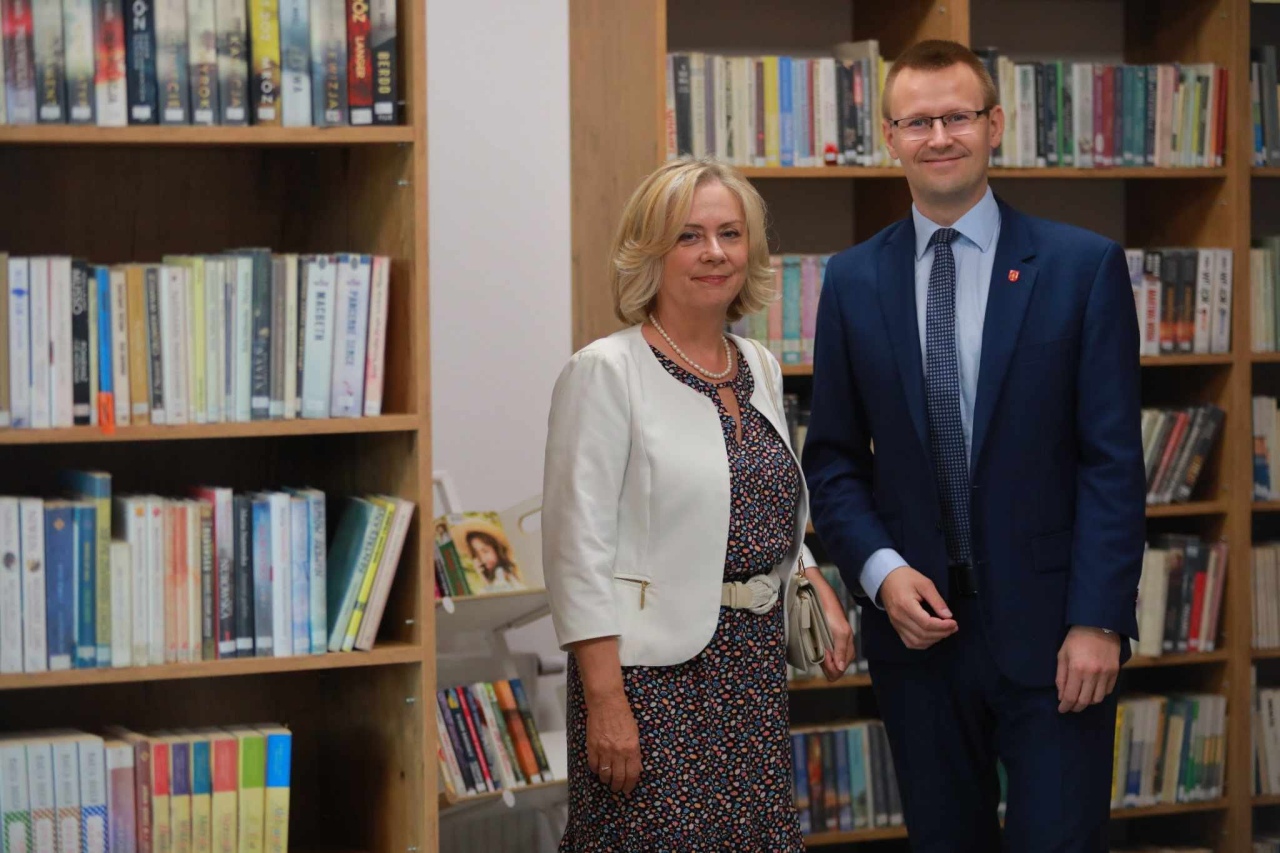 Otwarcie nowej filii gminnej biblioteki w Laskowcu [02.10.2024] - zdjęcie #15 - eOstroleka.pl