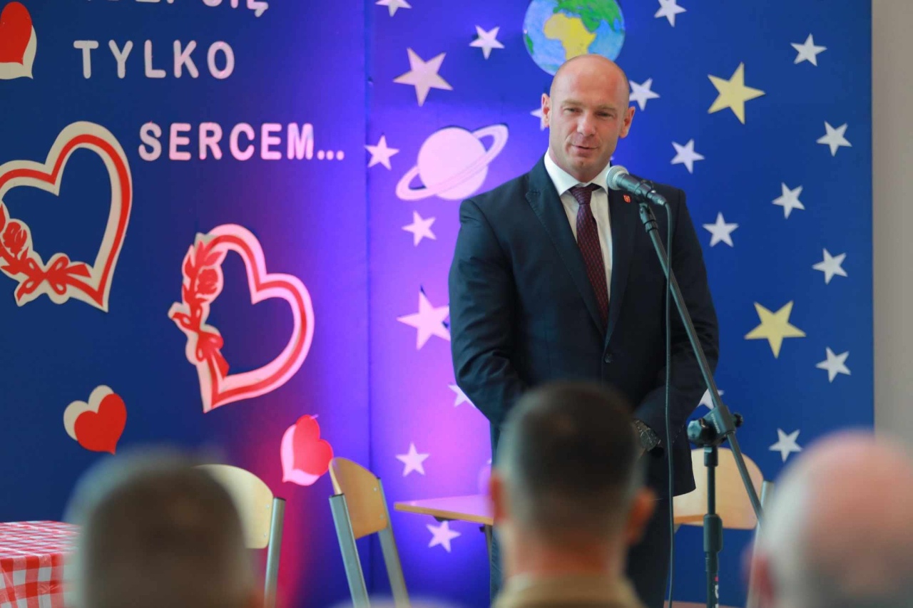 Otwarcie nowej filii gminnej biblioteki w Laskowcu [02.10.2024] - zdjęcie #5 - eOstroleka.pl