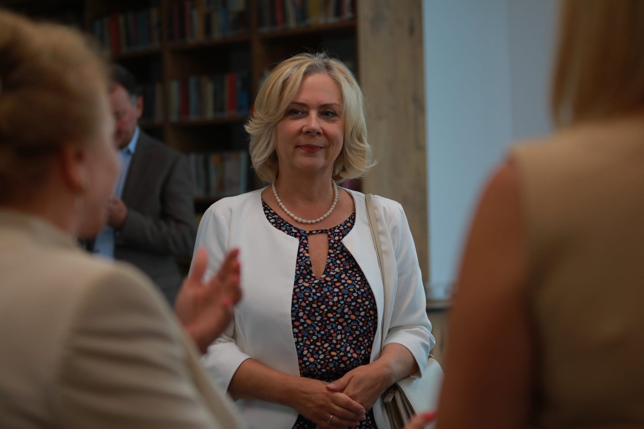 Otwarcie nowej filii gminnej biblioteki w Laskowcu [02.10.2024] - zdjęcie #2 - eOstroleka.pl