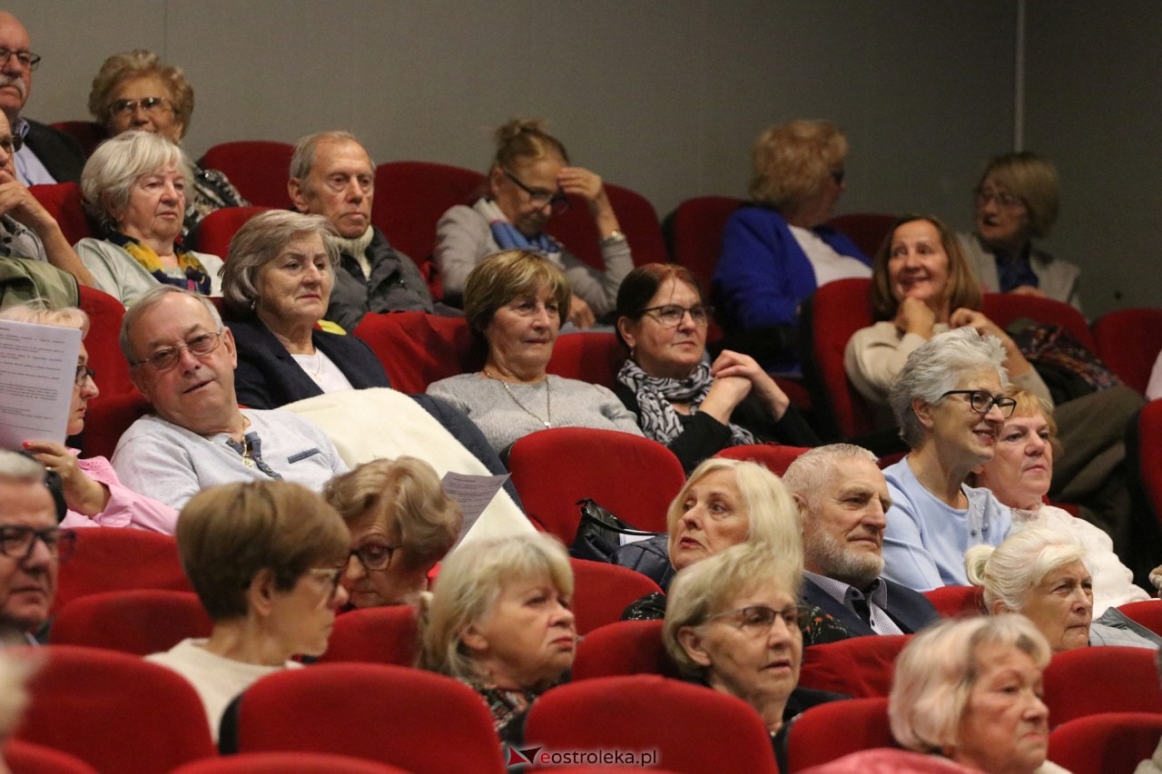 Inauguracja roku akademickiego Ostrołęckiego Uniwersytetu Trzeciego Wieku [2.10.2024] - zdjęcie #30 - eOstroleka.pl