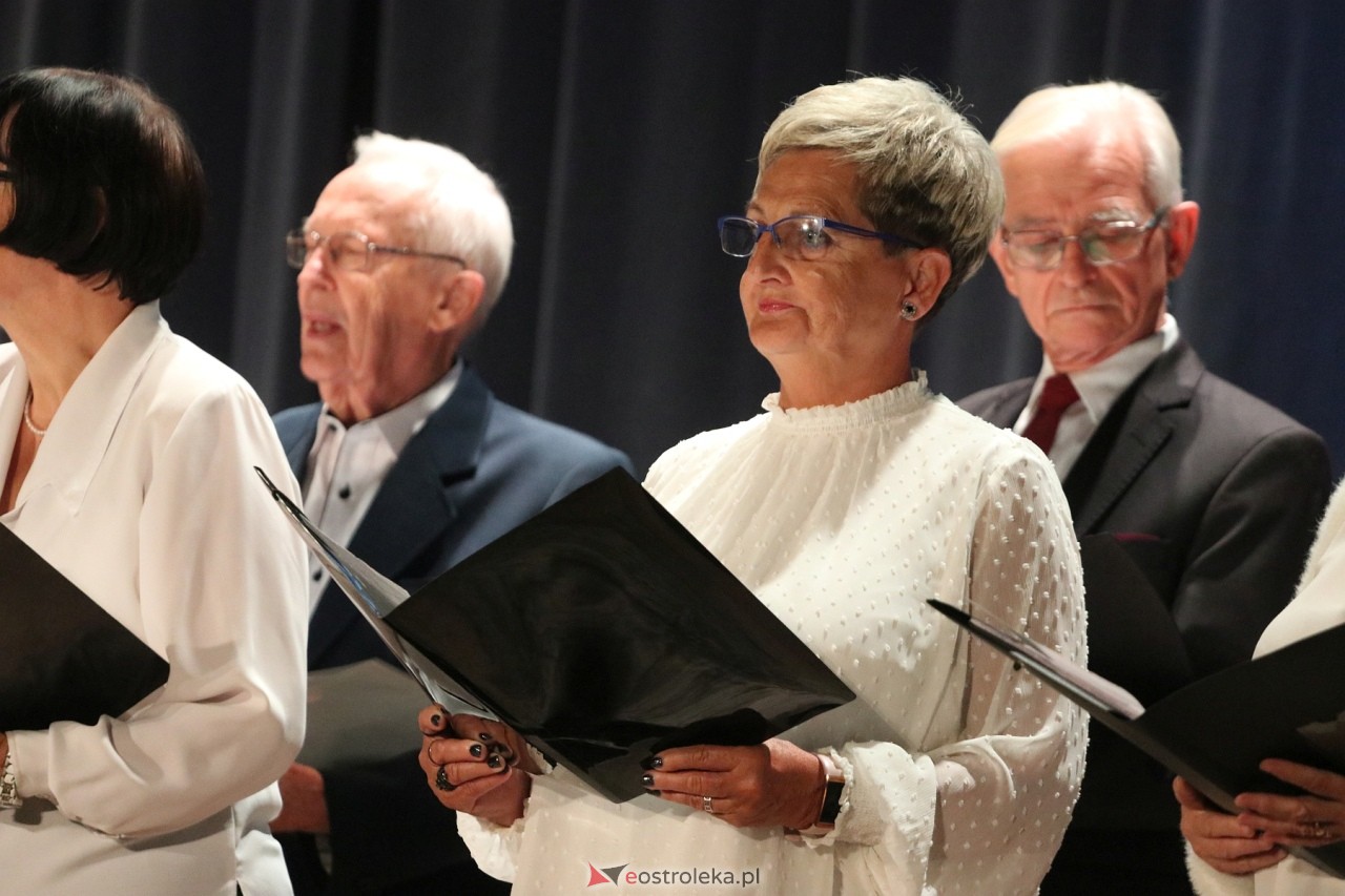 Inauguracja roku akademickiego Ostrołęckiego Uniwersytetu Trzeciego Wieku [2.10.2024] - zdjęcie #26 - eOstroleka.pl