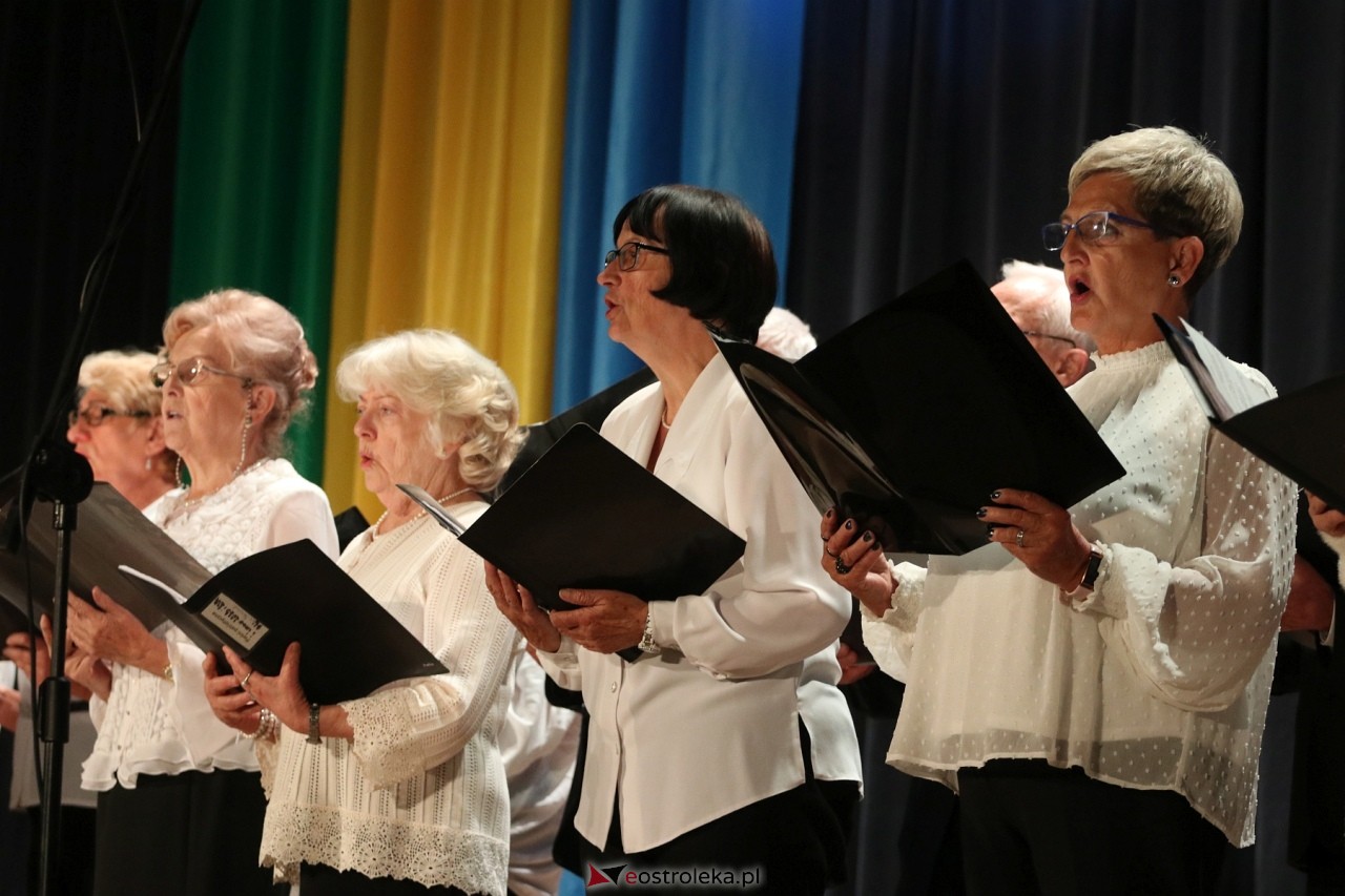 Inauguracja roku akademickiego Ostrołęckiego Uniwersytetu Trzeciego Wieku [2.10.2024] - zdjęcie #23 - eOstroleka.pl