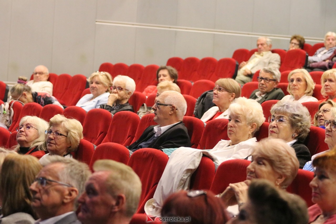Inauguracja roku akademickiego Ostrołęckiego Uniwersytetu Trzeciego Wieku [2.10.2024] - zdjęcie #11 - eOstroleka.pl