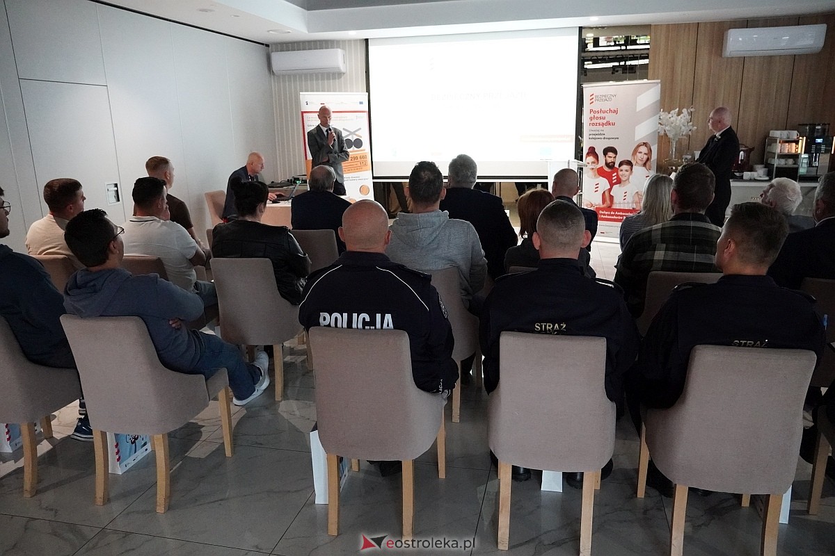 Kampania Bezpieczny przejazd w Ostrołęce [03.10.2024] - zdjęcie #11 - eOstroleka.pl