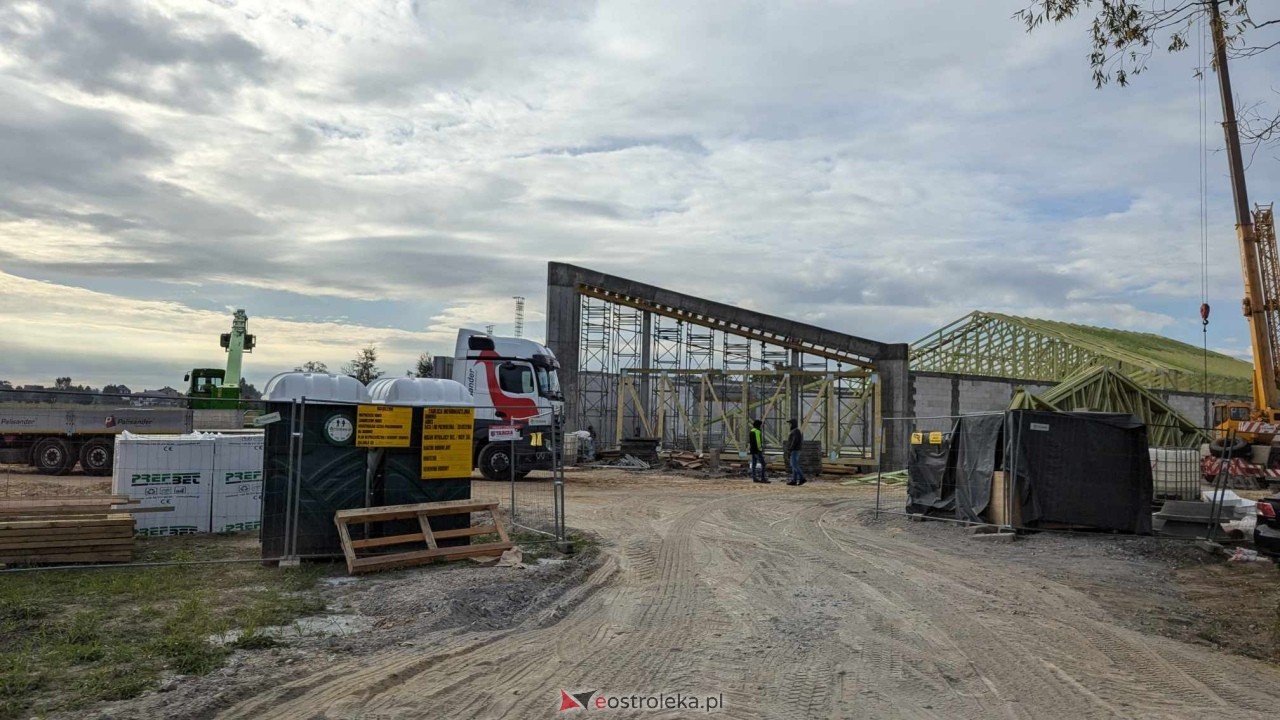 Budowa marketu Netto w Ostrołęce [03.10.2024] - zdjęcie #7 - eOstroleka.pl