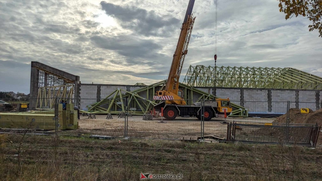 Budowa marketu Netto w Ostrołęce [03.10.2024] - zdjęcie #2 - eOstroleka.pl