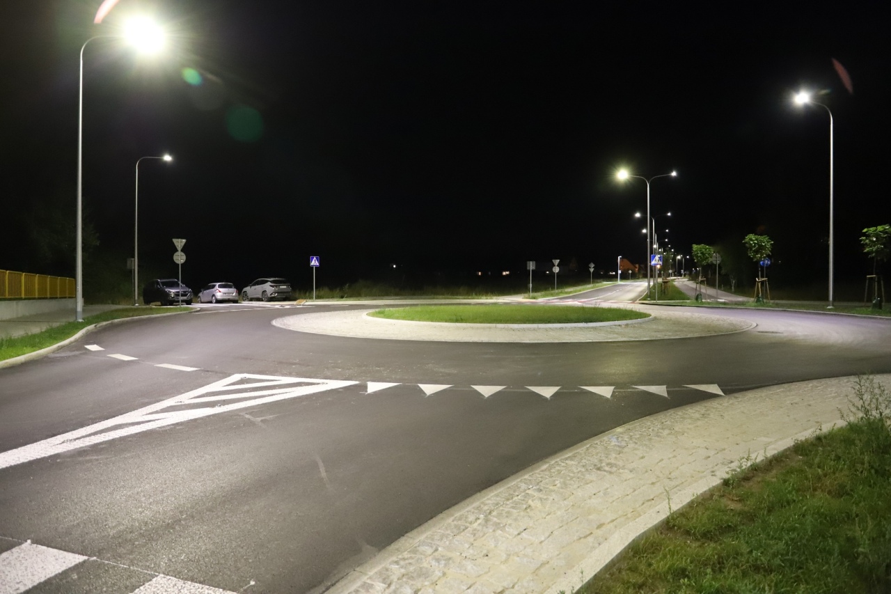 Oficjalny odbiór ulicy A. Gołasia w Ostrołęce [04.10.2024] - zdjęcie #10 - eOstroleka.pl