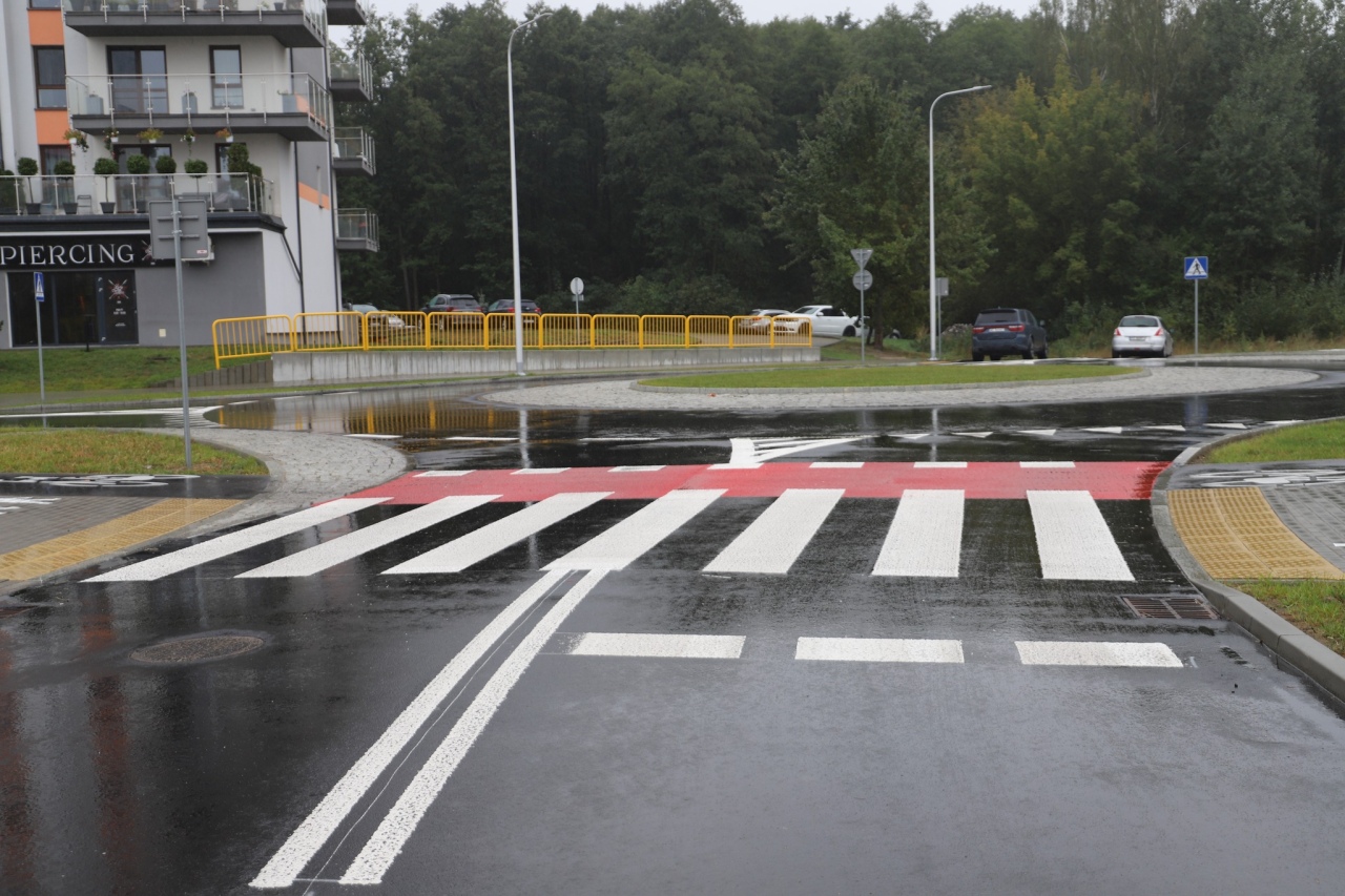 Oficjalny odbiór ulicy A. Gołasia w Ostrołęce [04.10.2024] - zdjęcie #5 - eOstroleka.pl