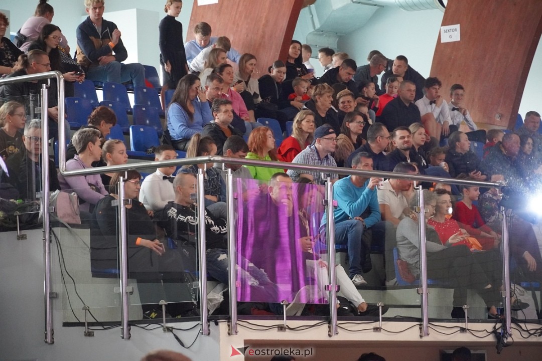 Turniej Tańca Towarzyskiego O Złotą Podwiązkę [05.10.2024] - zdjęcie #112 - eOstroleka.pl