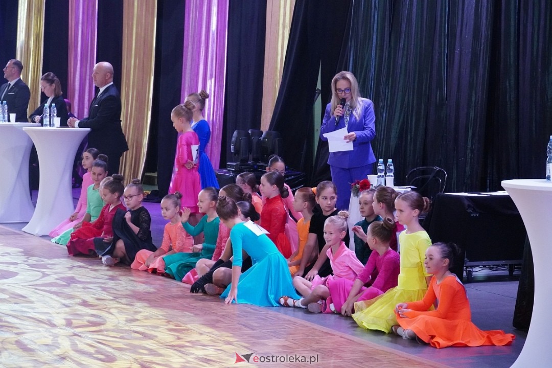 Turniej Tańca Towarzyskiego O Złotą Podwiązkę [05.10.2024] - zdjęcie #71 - eOstroleka.pl