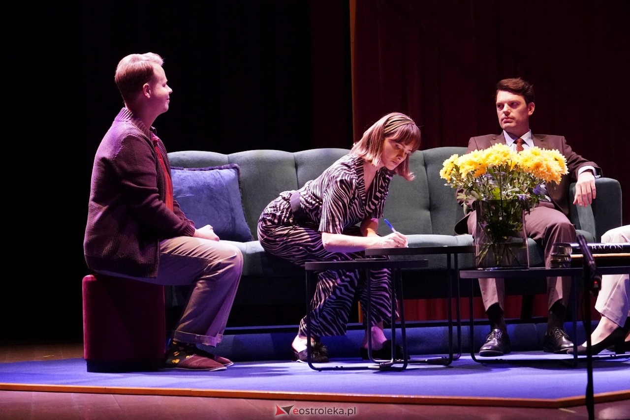Próba generalna przed spektaklem Bóg mordu Teatru Tutejszego [5.10.2024] - zdjęcie #18 - eOstroleka.pl