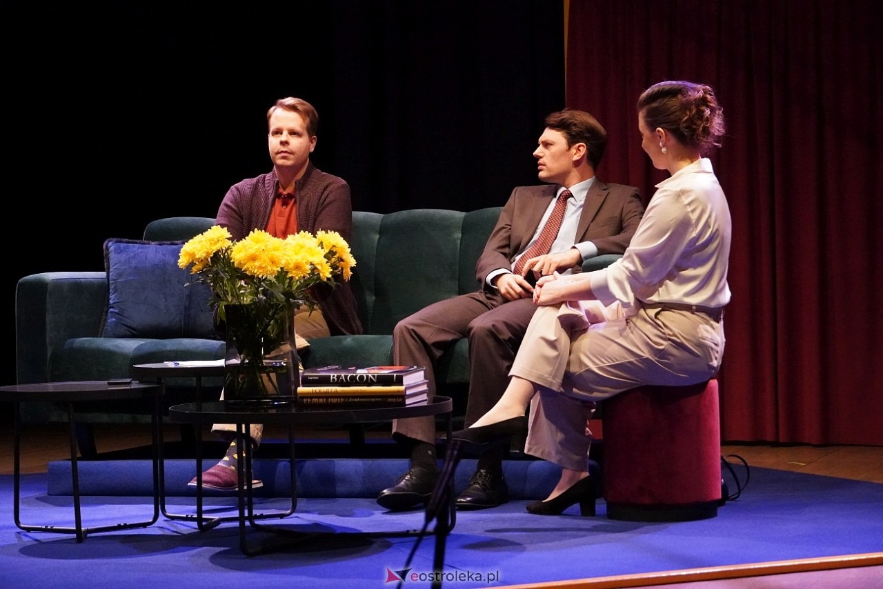 Próba generalna przed spektaklem Bóg mordu Teatru Tutejszego [5.10.2024] - zdjęcie #5 - eOstroleka.pl