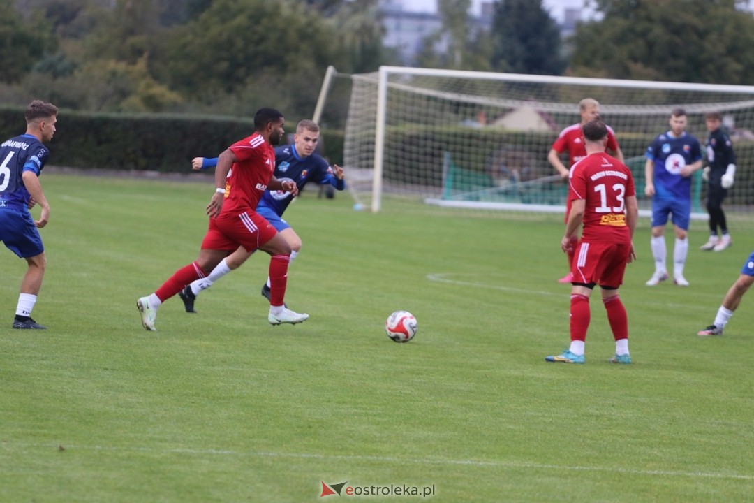 Narew Ostrołęka - Nadnarwianka Pułtusk [05.10.2024] - zdjęcie #45 - eOstroleka.pl