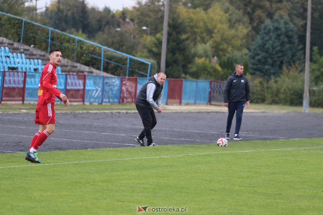 Narew Ostrołęka - Nadnarwianka Pułtusk [05.10.2024] - zdjęcie #41 - eOstroleka.pl