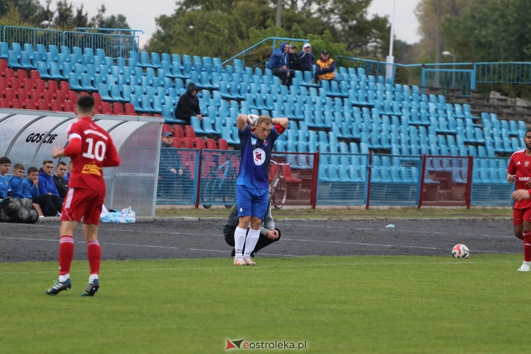 Narew Ostrołęka - Nadnarwianka Pułtusk [05.10.2024] - zdjęcie #30 - eOstroleka.pl