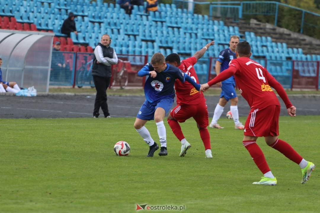 Narew Ostrołęka - Nadnarwianka Pułtusk [05.10.2024] - zdjęcie #29 - eOstroleka.pl