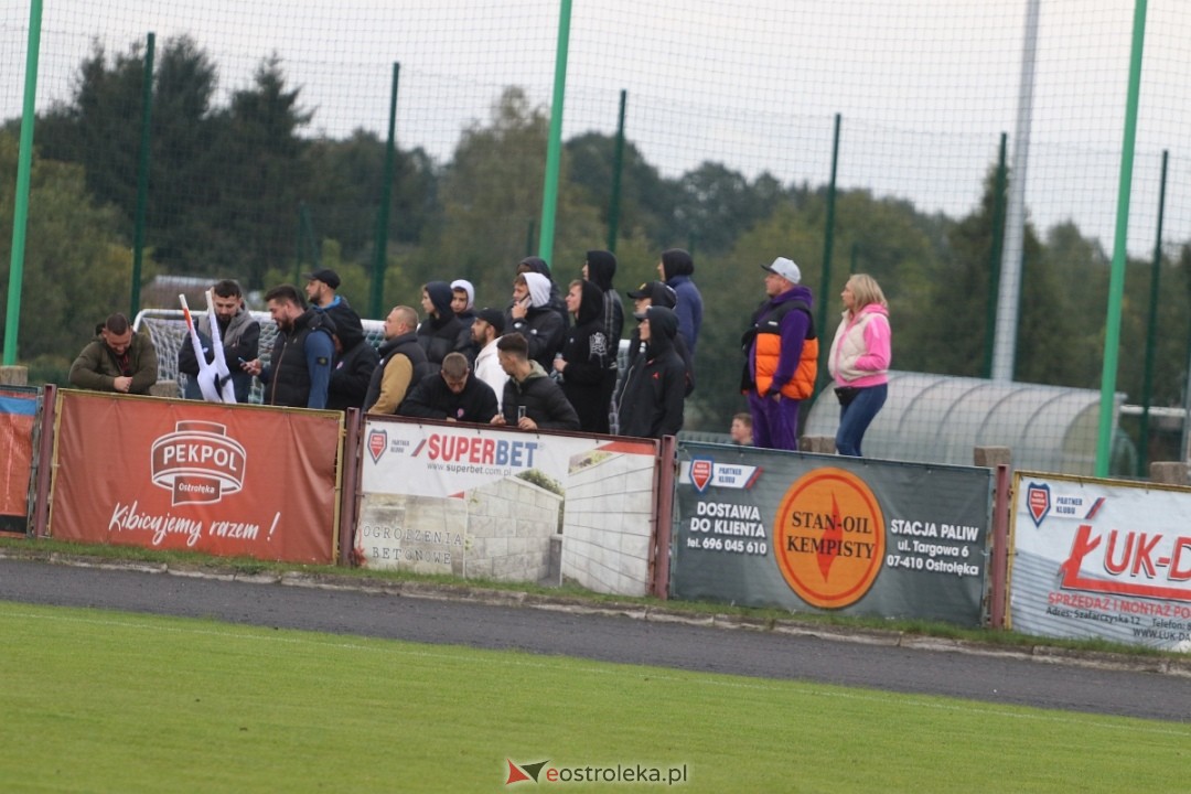 Narew Ostrołęka - Nadnarwianka Pułtusk [05.10.2024] - zdjęcie #25 - eOstroleka.pl