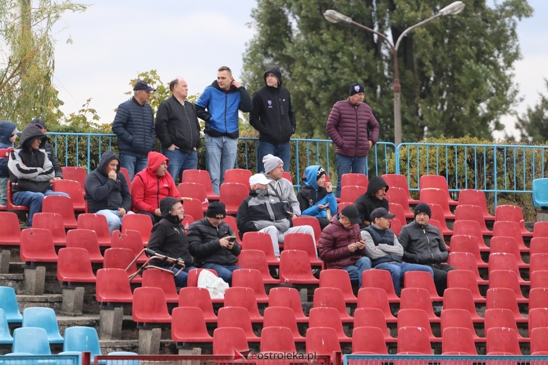 Narew Ostrołęka - Nadnarwianka Pułtusk [05.10.2024] - zdjęcie #22 - eOstroleka.pl