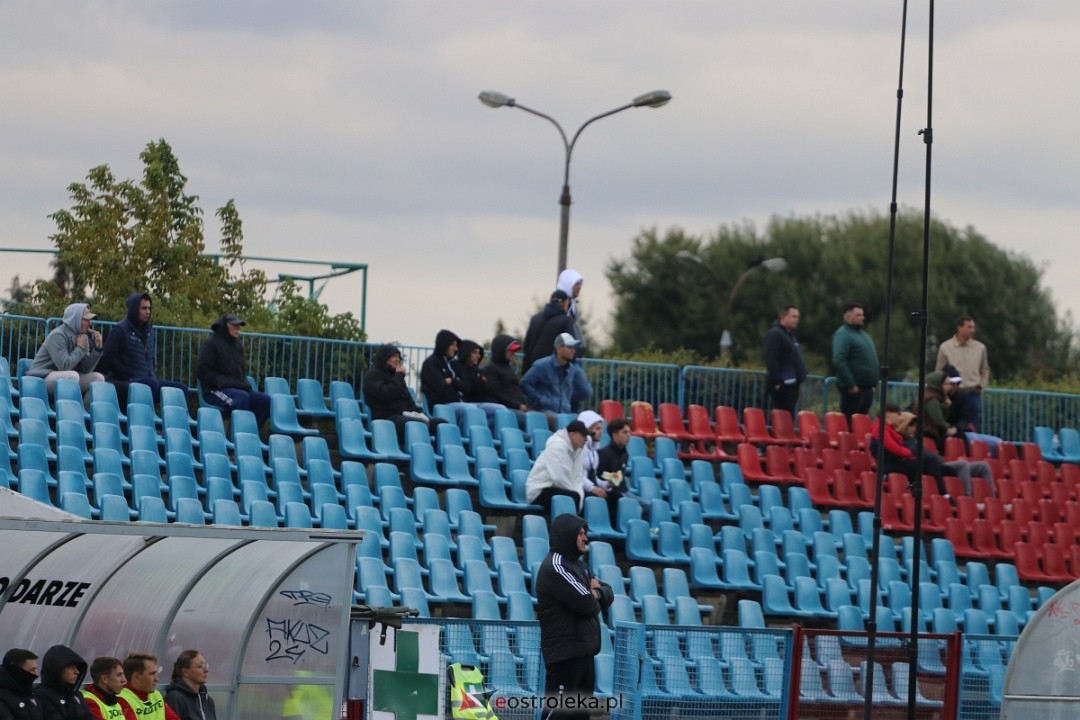 Narew Ostrołęka - Nadnarwianka Pułtusk [05.10.2024] - zdjęcie #11 - eOstroleka.pl