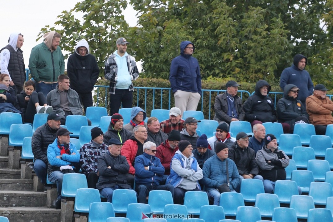 Narew Ostrołęka - Nadnarwianka Pułtusk [05.10.2024] - zdjęcie #9 - eOstroleka.pl