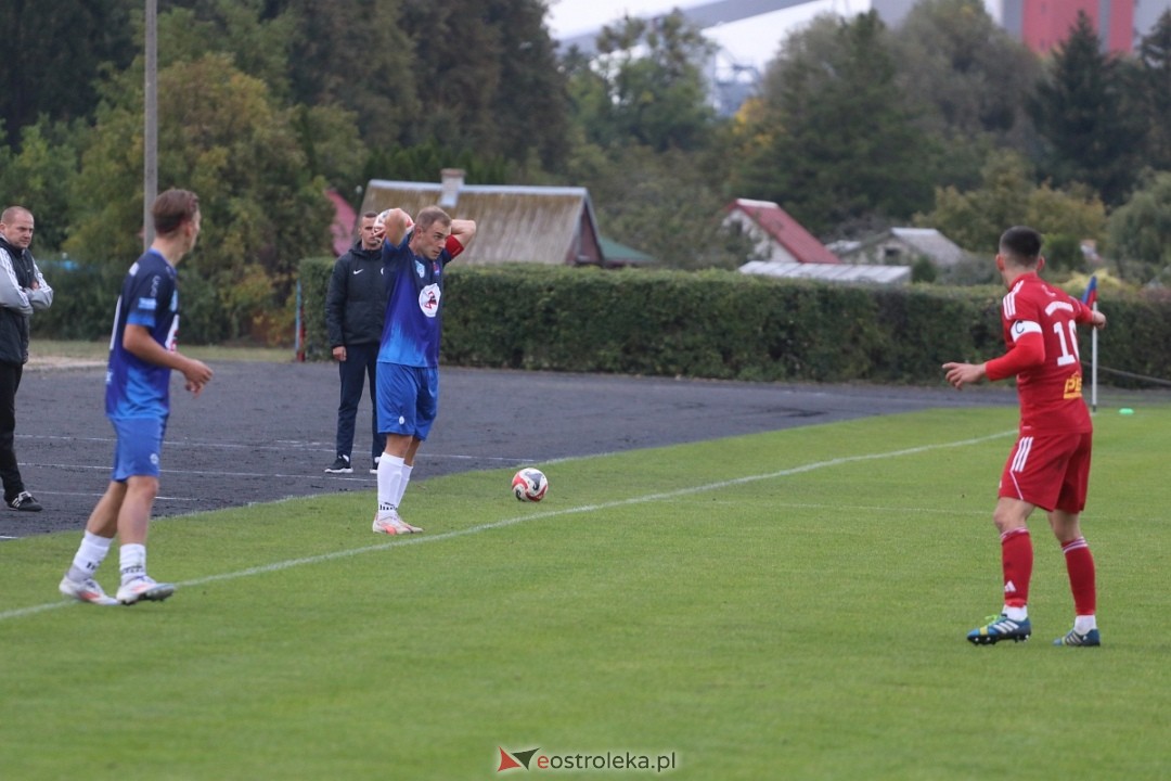 Narew Ostrołęka - Nadnarwianka Pułtusk [05.10.2024] - zdjęcie #7 - eOstroleka.pl