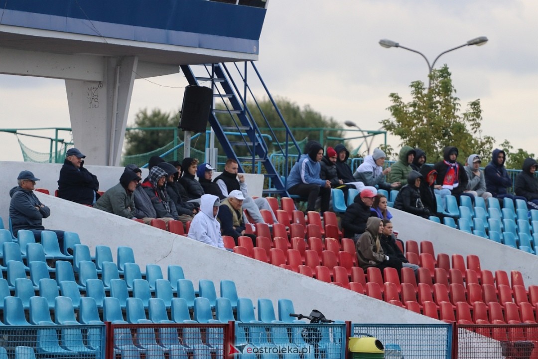 Narew Ostrołęka - Nadnarwianka Pułtusk [05.10.2024] - zdjęcie #1 - eOstroleka.pl