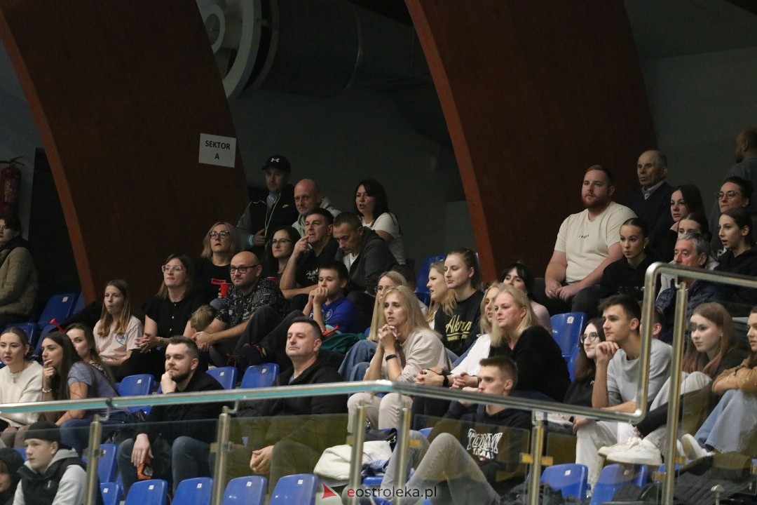 SPS Volley Ostrołęka - KS Halinów [6.10.2024] - zdjęcie #36 - eOstroleka.pl