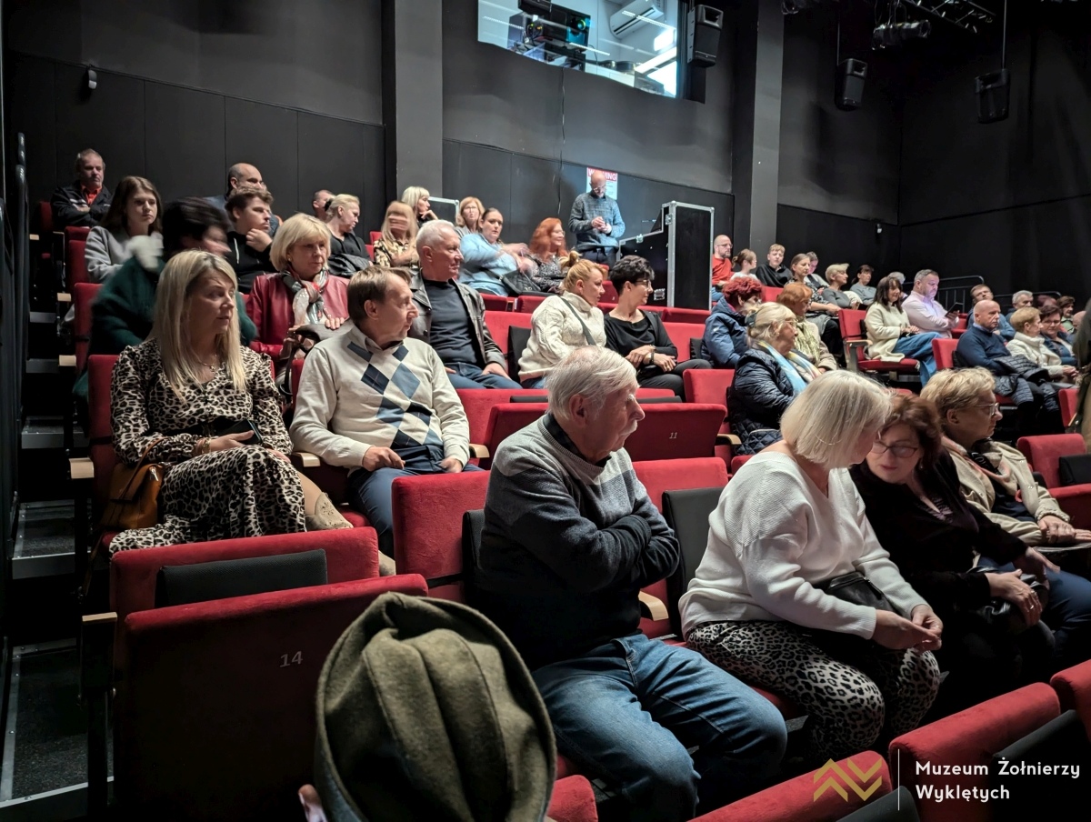 Kobiety 44 w Muzeum Żołnierzy Wyklętych [06.10.2024] - zdjęcie #17 - eOstroleka.pl