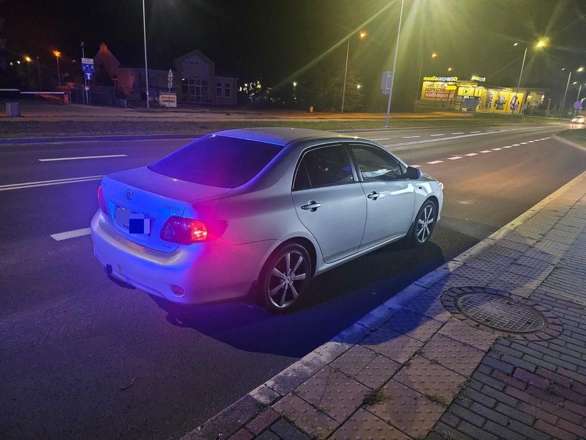 Policyjna akcja przeciwko wiejskiemu tuningowi w Ostrołęce [06.10.2024] - zdjęcie #2 - eOstroleka.pl