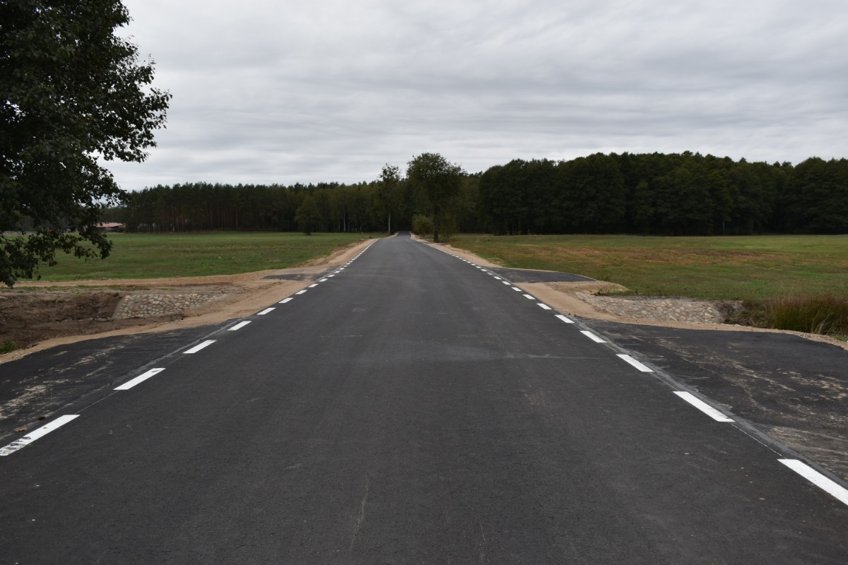 Oficjalny odbiór drogi gminnej 250718W na odcinku Pupkowizna-Wanacja [01.10.2024] - zdjęcie #4 - eOstroleka.pl