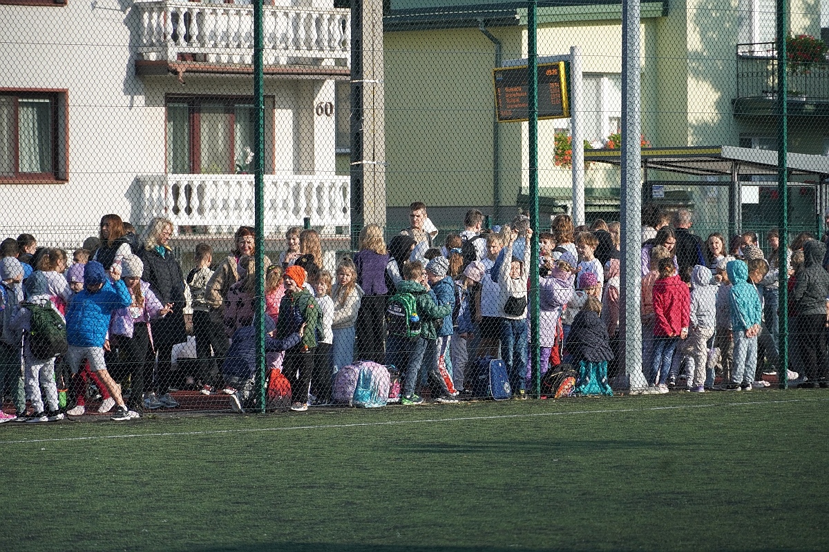 Próbna ewakuacja i ćwiczenia strażackie w Szkole Podstawowej nr 3 [08.10.2024] - zdjęcie #35 - eOstroleka.pl