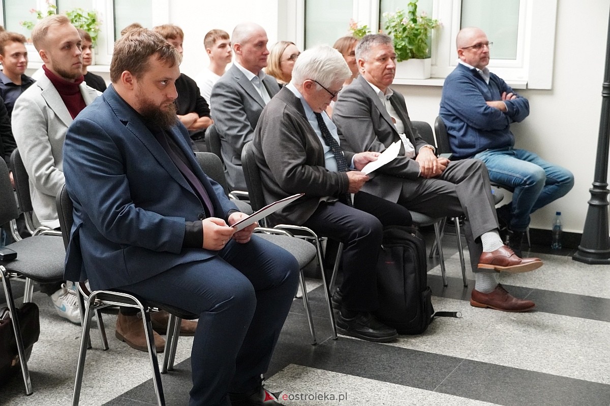 Konferencja naukowa: Trwanie pod obcą władzą. Mazowsze Północno-Wschodnie w okresie zaborów w Muzeum Kultury kurpiowskiej [09.10.2024] - zdjęcie #30 - eOstroleka.pl