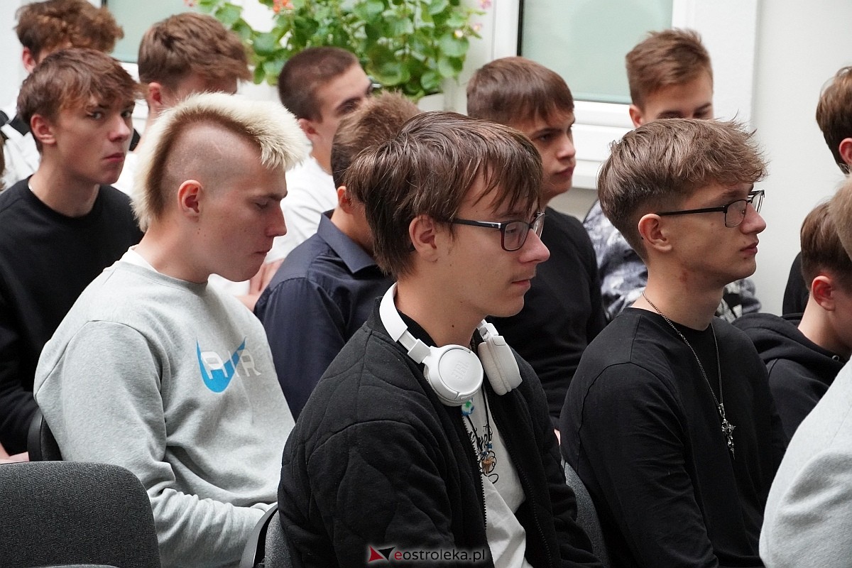 Konferencja naukowa: Trwanie pod obcą władzą. Mazowsze Północno-Wschodnie w okresie zaborów w Muzeum Kultury kurpiowskiej [09.10.2024] - zdjęcie #21 - eOstroleka.pl