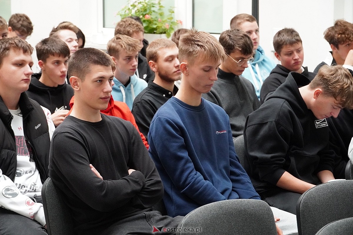 Konferencja naukowa: Trwanie pod obcą władzą. Mazowsze Północno-Wschodnie w okresie zaborów w Muzeum Kultury kurpiowskiej [09.10.2024] - zdjęcie #11 - eOstroleka.pl