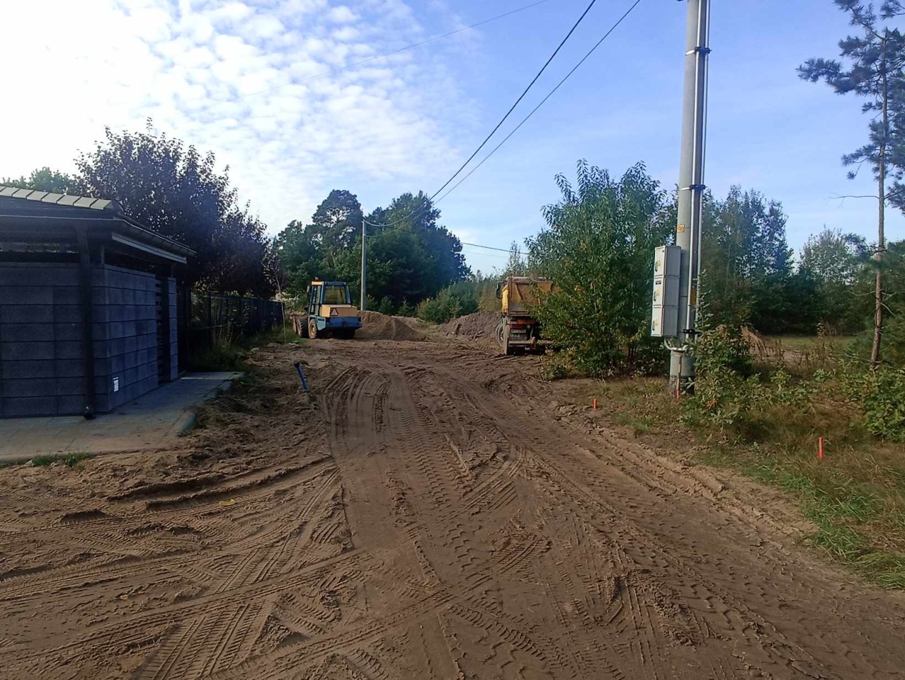 Przebudowa ulicy Spacerowej w Rzekuniu [09.10.2024] - zdjęcie #4 - eOstroleka.pl