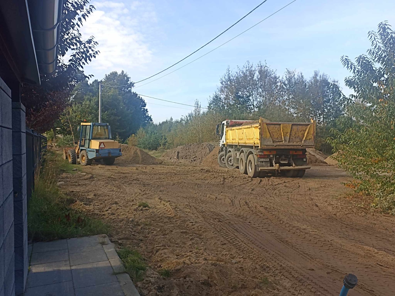 Przebudowa ulicy Spacerowej w Rzekuniu [09.10.2024] - zdjęcie #3 - eOstroleka.pl
