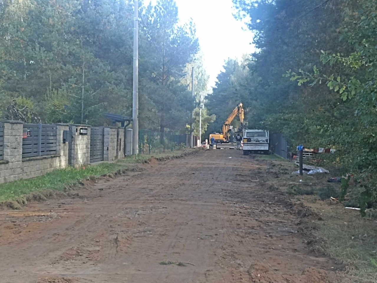 Przebudowa ulicy Spacerowej w Rzekuniu [09.10.2024] - zdjęcie #2 - eOstroleka.pl
