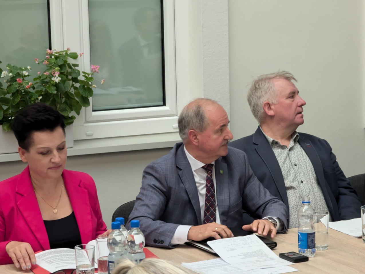 VI sesja Rady Powiatu w Ostrołęce [10.10.2024] - zdjęcie #16 - eOstroleka.pl