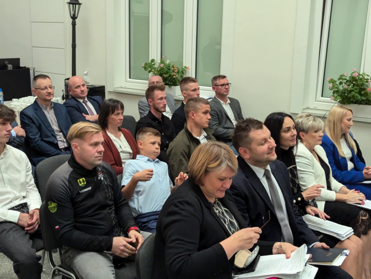 VI sesja Rady Powiatu w Ostrołęce [10.10.2024] - zdjęcie #5 - eOstroleka.pl