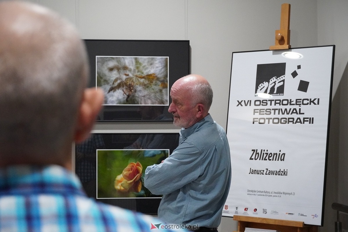 Wernisaż wystawy Zbliżenia OFF [11.10.2024] - zdjęcie #10 - eOstroleka.pl