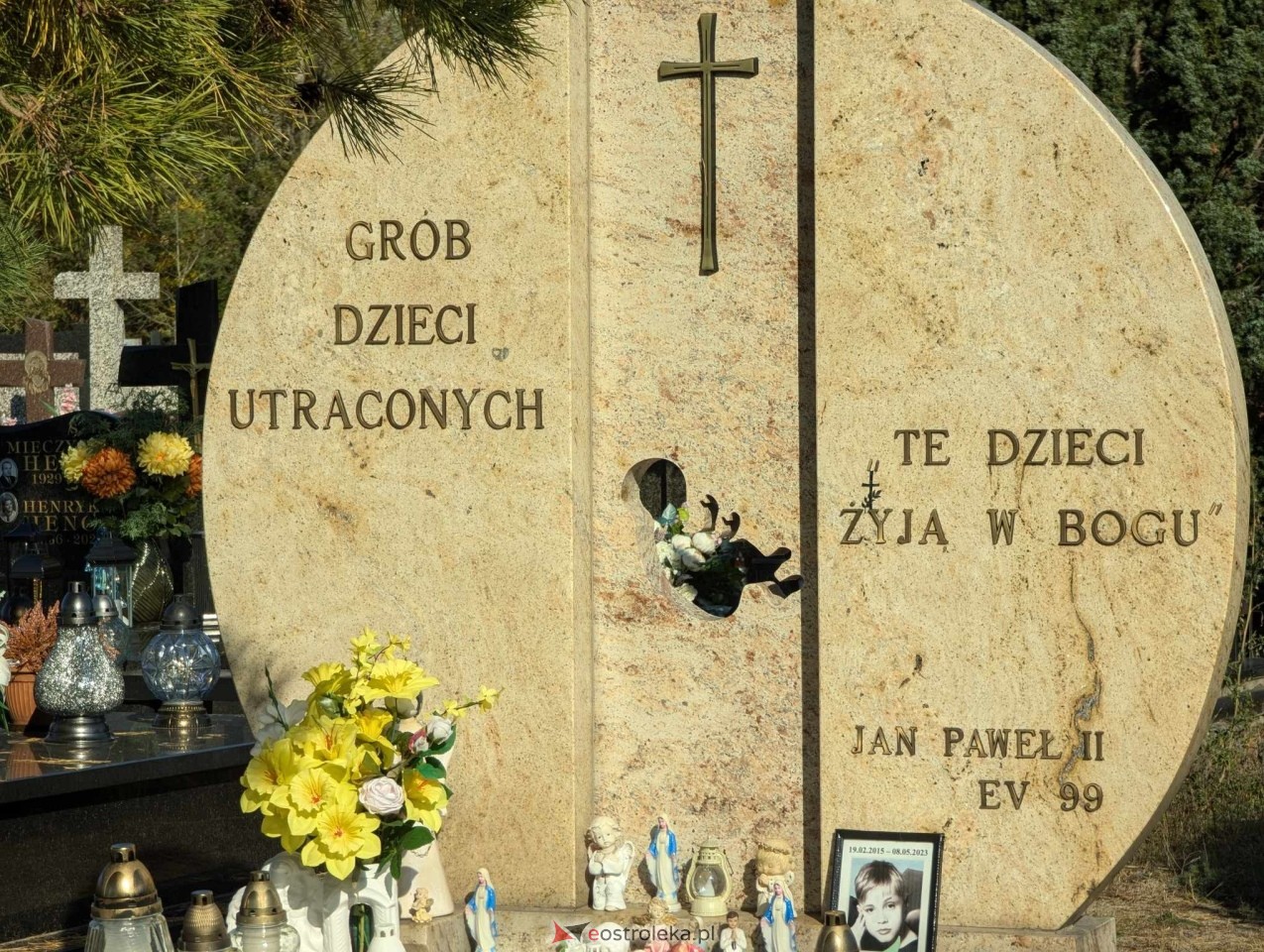 Ostrołęka pożegnała Dzieci Utracone [12.10.2024] - zdjęcie #7 - eOstroleka.pl