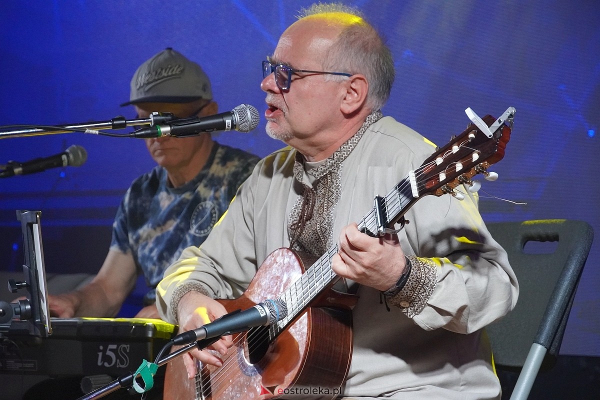 Koncert pieśni bardowskich na Festiwalu Fantastyczna Ostrołęka [12.10.2024] - zdjęcie #25 - eOstroleka.pl