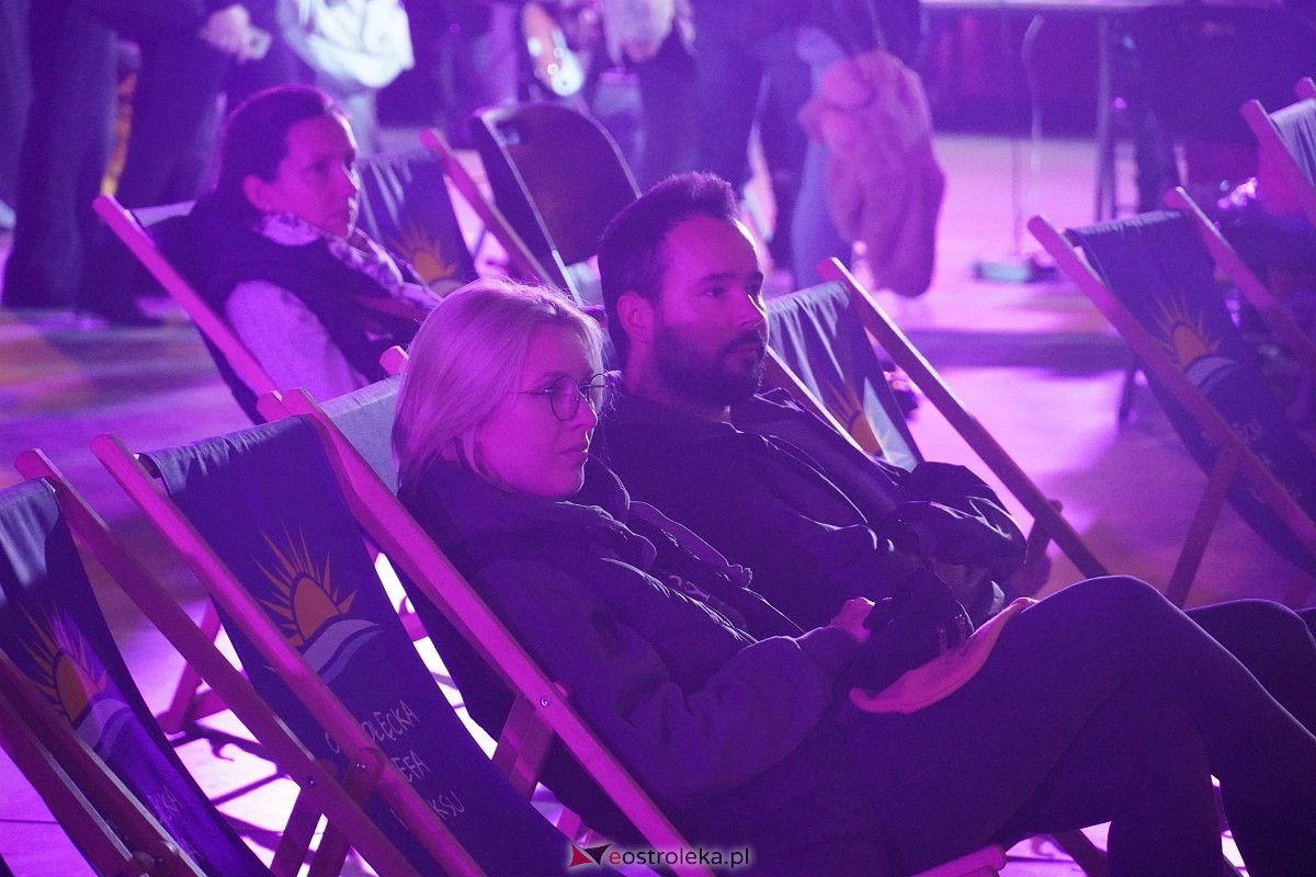 Koncert pieśni bardowskich na Festiwalu Fantastyczna Ostrołęka [12.10.2024] - zdjęcie #7 - eOstroleka.pl