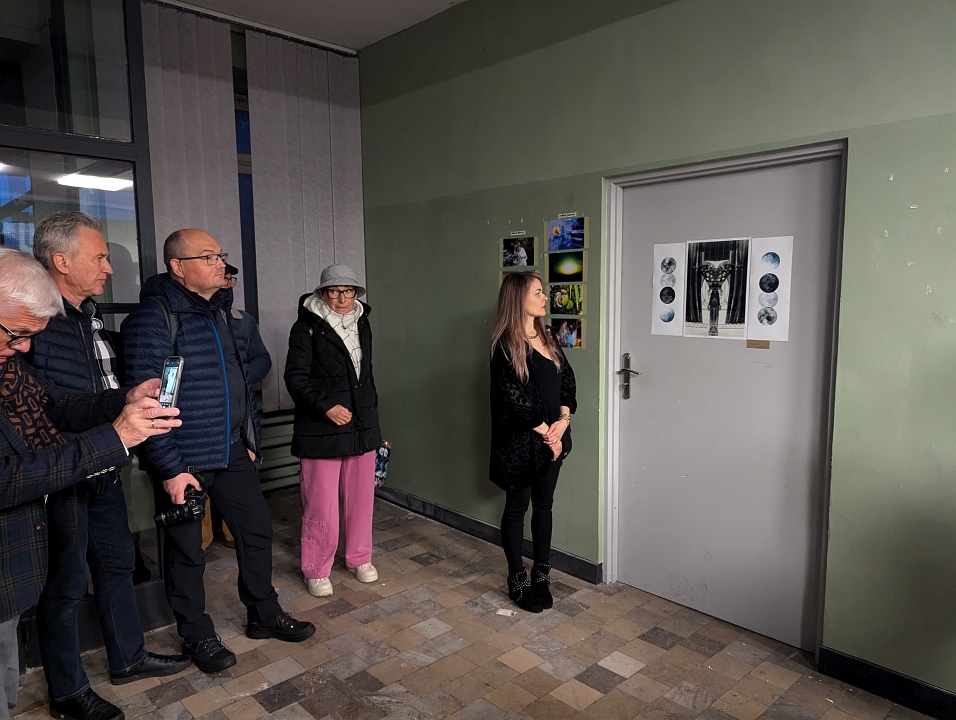 “Galeria Bezdomna” [13.10.2024] - zdjęcie #21 - eOstroleka.pl